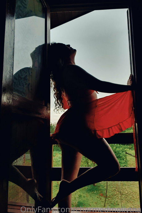 charmedmollytha free actress galleries