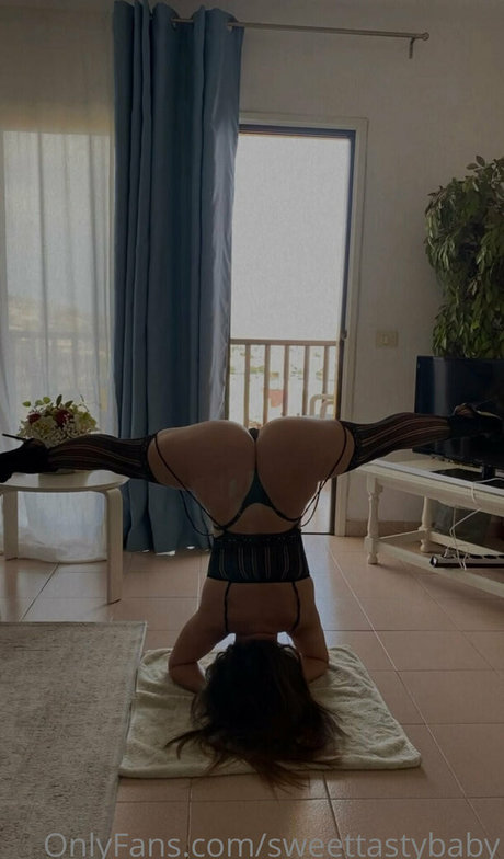 sweettastybaby nude pornstar archive