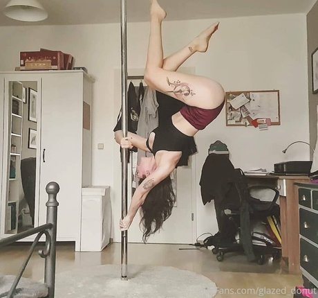 glazed donut pornstar hot pics