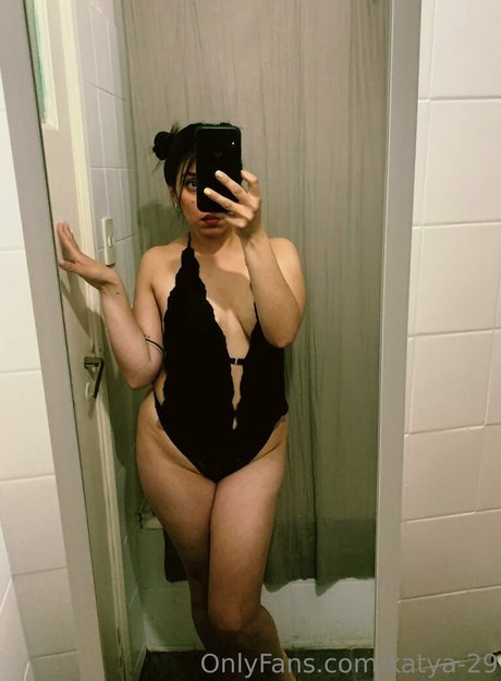 sweetgirlkatya hot star pic