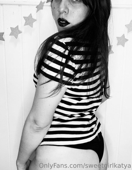 sweetgirlkatya model top pics