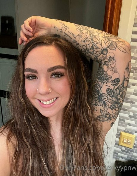 lexxyypnw star nudes galleries