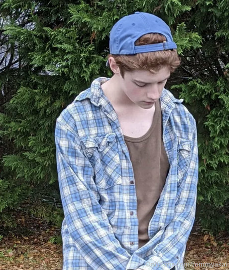 tommyakai free pornstar photo