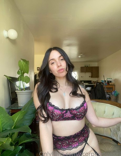 scorpioyogagirl perfect model picture