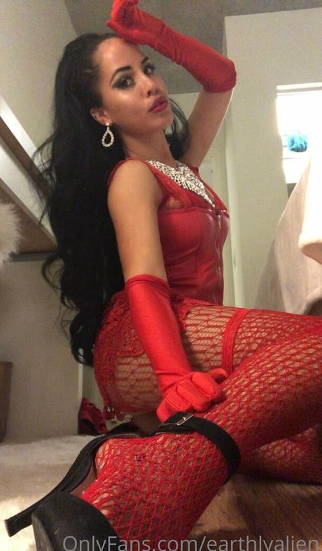 tall blonde onlyfans porn images