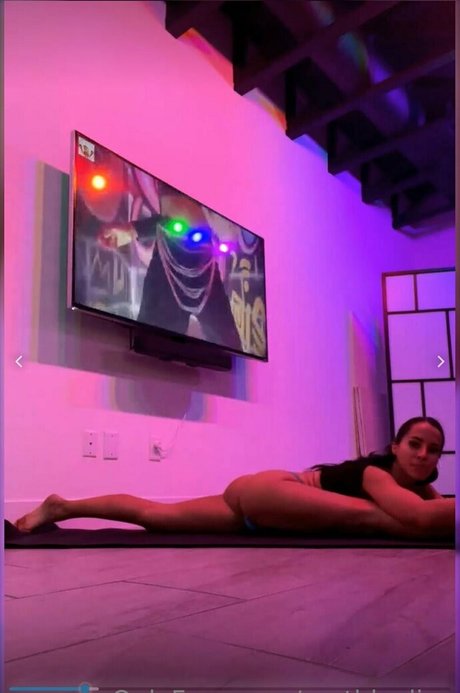 earthlyalien star sexy pic