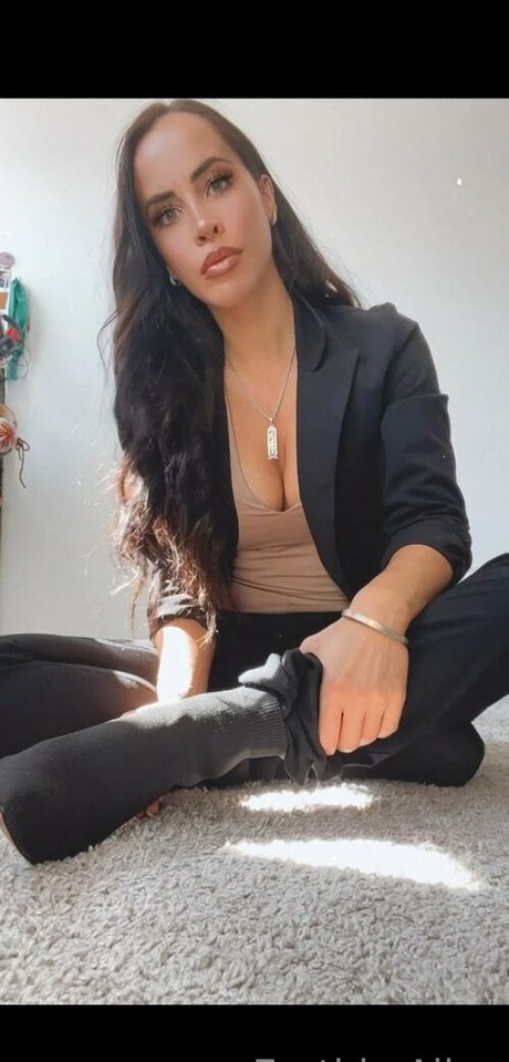 earthlyalien pretty actress pics