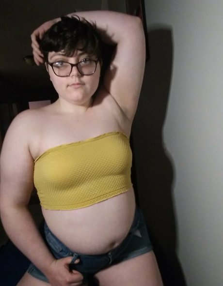 graysbian nude actress img