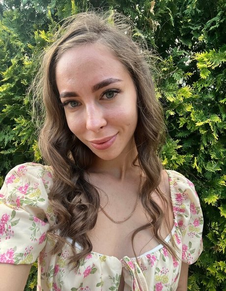 lili babe pornstar exclusive image