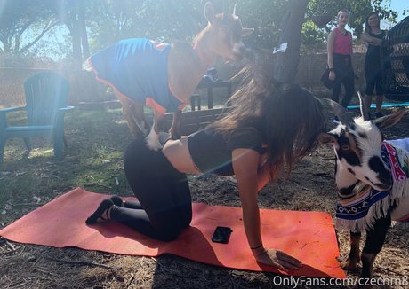 curvy girls onlyfans free img