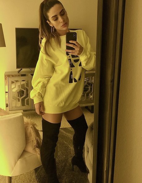 czechm8 model sexy pictures