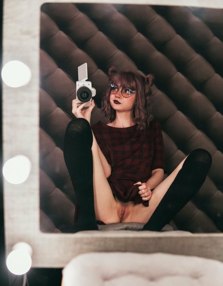 ave ria xxx actress pictures