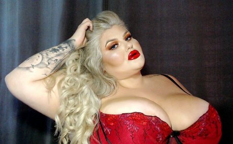 bustybroganxxx pretty pornstar photo