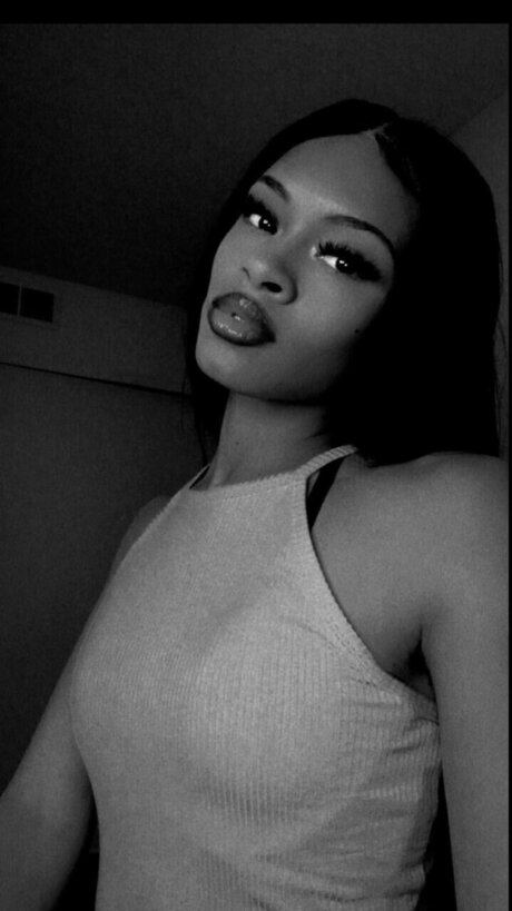 Naturree free actress photos