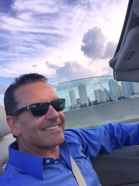 DMAN model nude photo