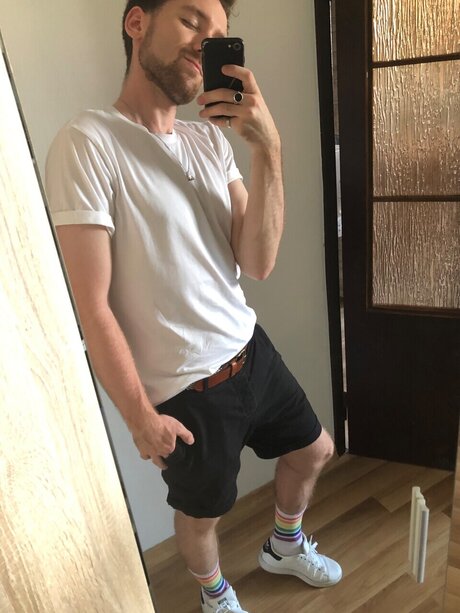 Alexandrer nude pornstar pic