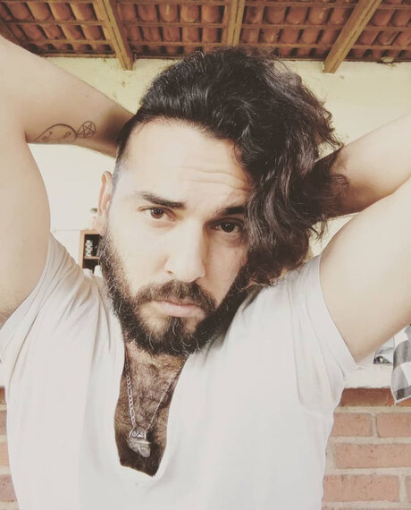 Grimorio model beautiful pictures