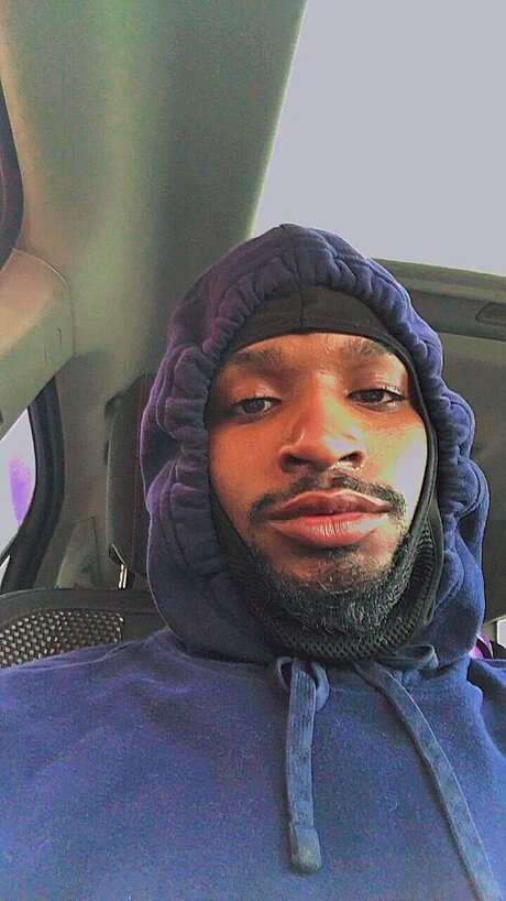 Komani model hd picture