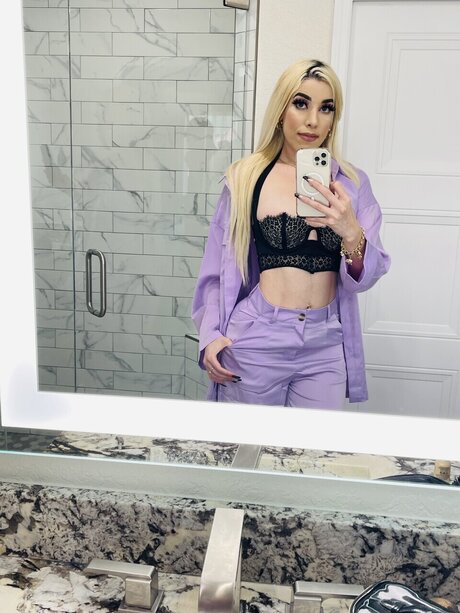 Nathy Nash star exclusive photo