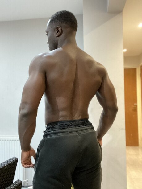 Davonte exclusive actress photos