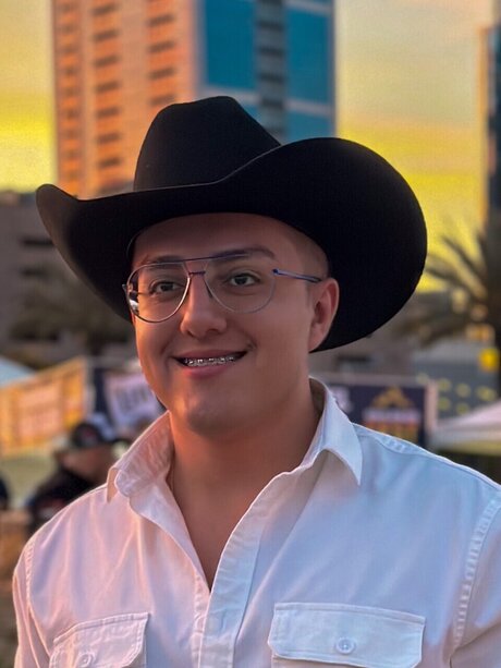 Hector Campos model hot photo