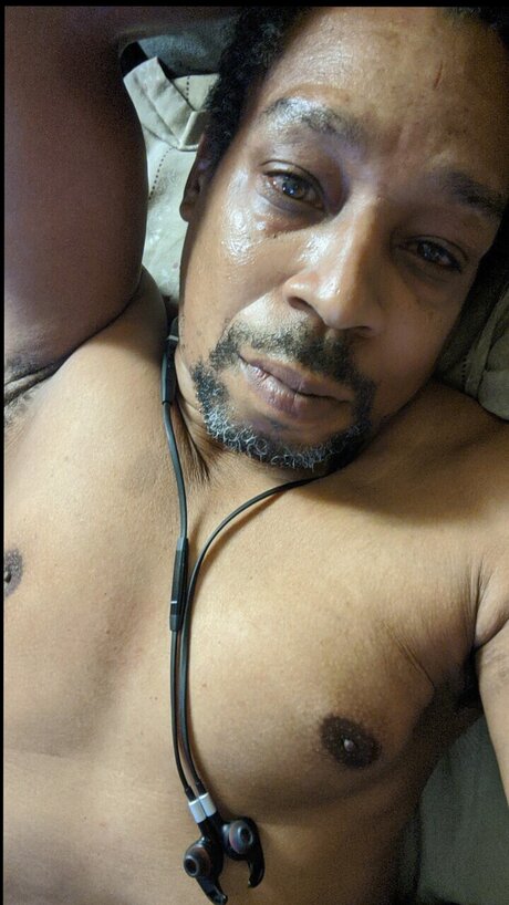 outdoor shower onlyfans hd photo