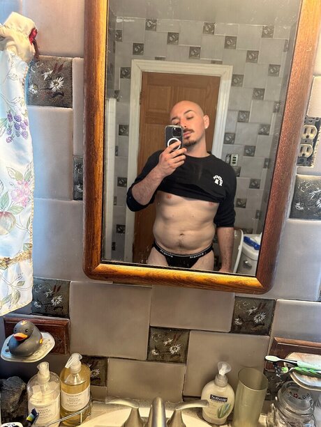 PelonPapiXXX model naked photos