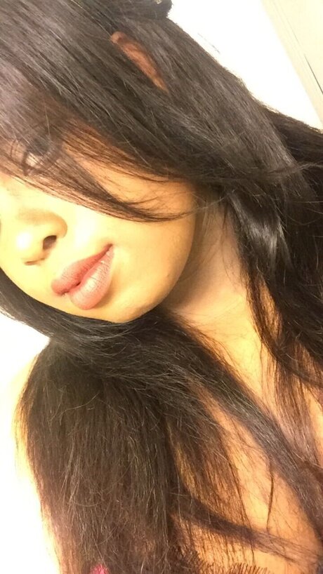 Mazaiko model hot img