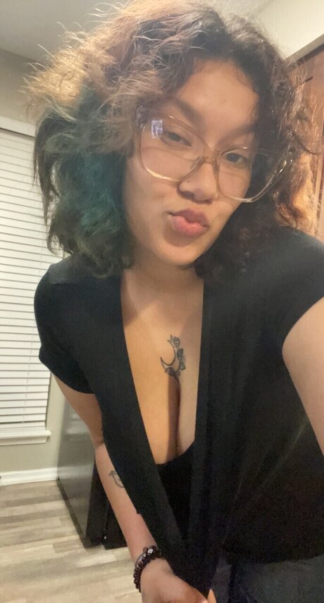 macckbabyy sexy model gallery