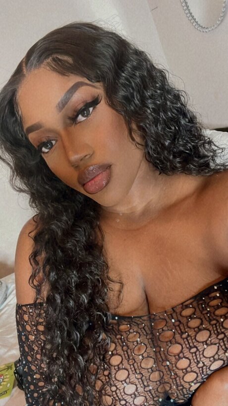 Micklovin naked pornstar pic