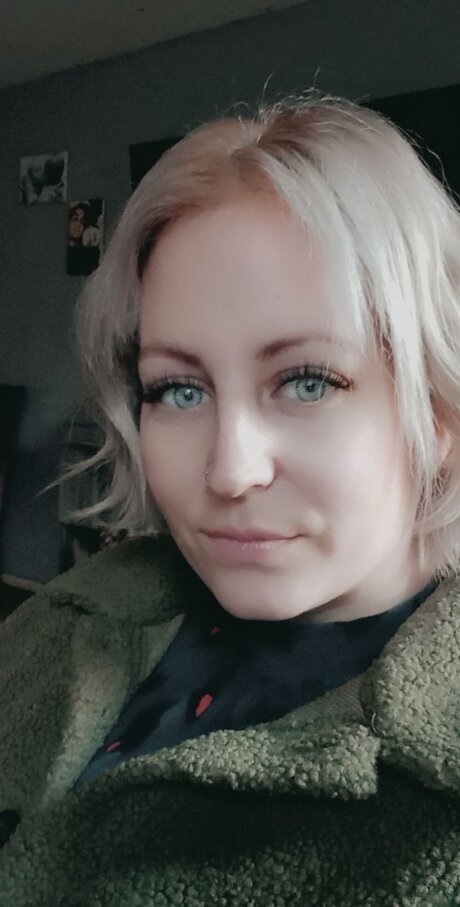 Dawn Frannie adult actress pictures