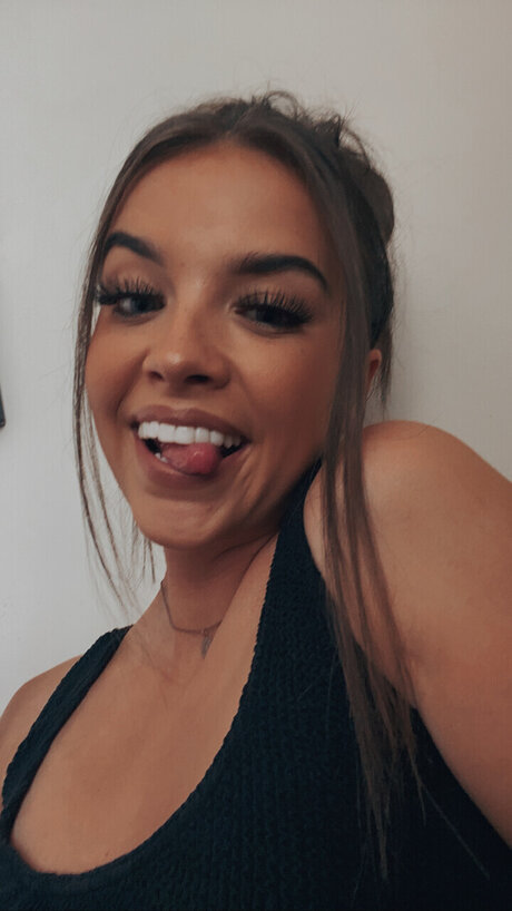 Smdxo naked pornstar photo