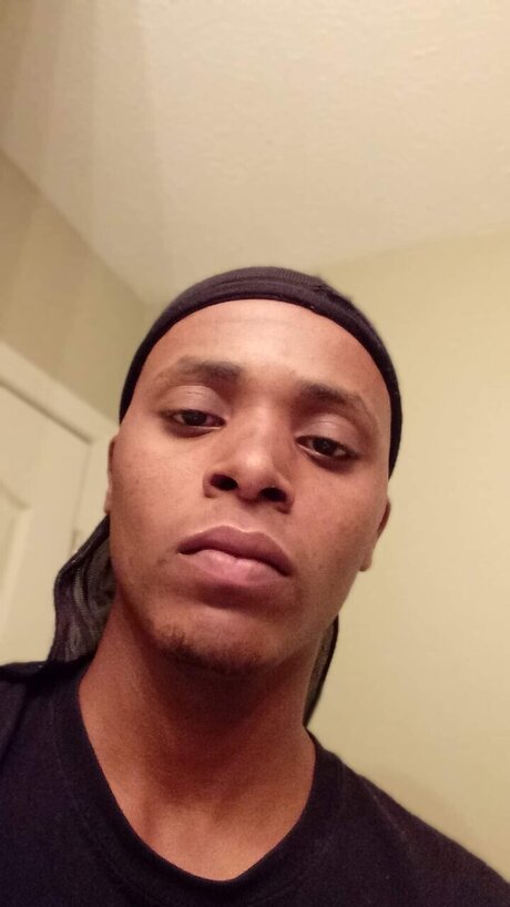 Dolo B sexy star photos