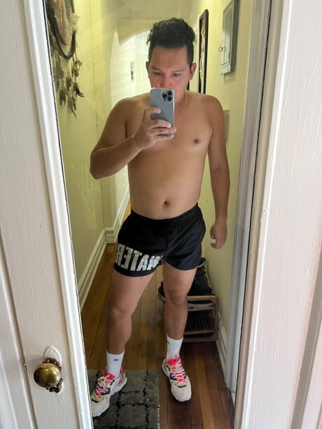 LatinPip adult model galleries