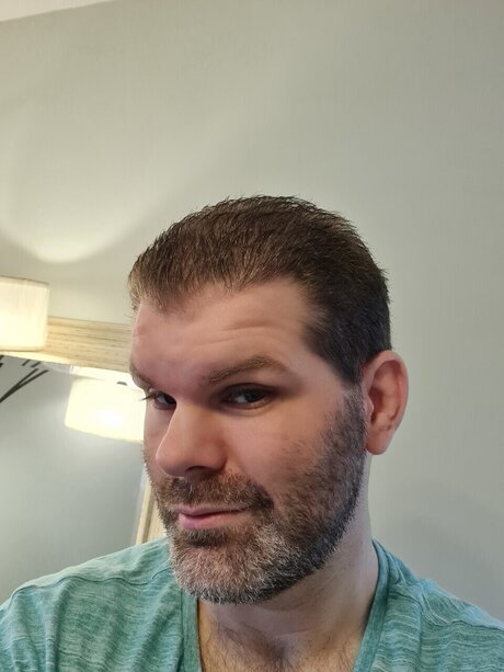 Diesel Dong high quality model photo