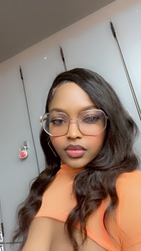 ScorpionQueen_ model top pics