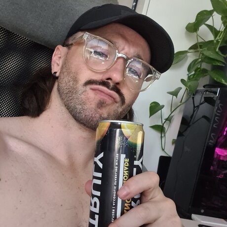 eruptR porn star galleries