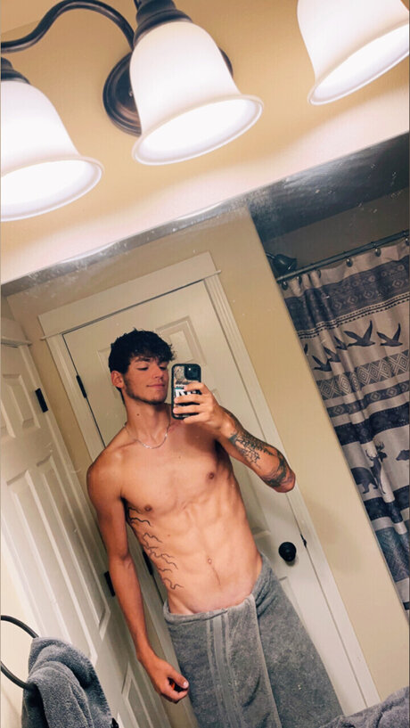 C A R T E R pornstar pretty photo