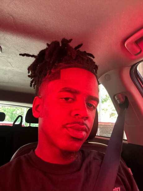 Von_ pretty star photo