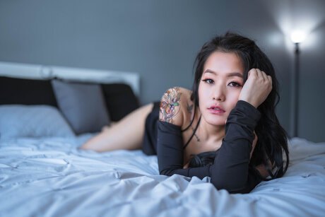 Sexyasianbby xxx actress pic