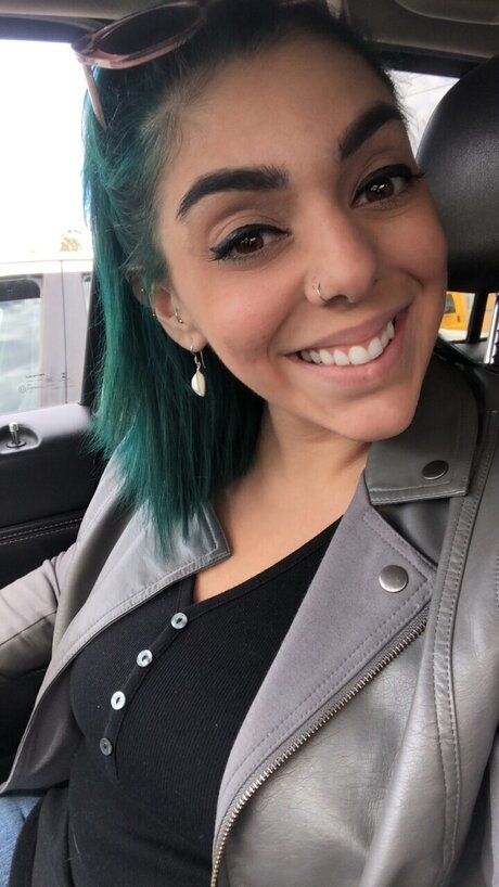 Nichi0716 erotic star galleries