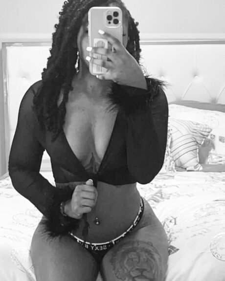 My private show_ nudes model gallery