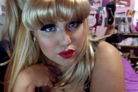 Belle Roman pornstar nude pic