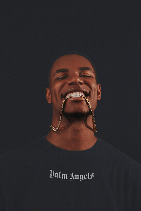 AD Vert model hd gallery