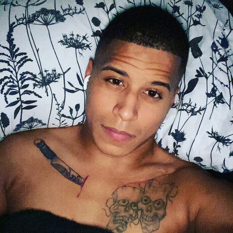 LightSkinDaddyy free star photo