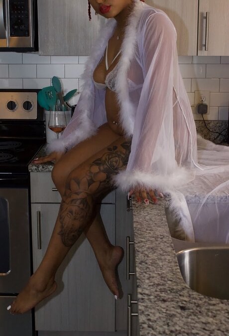 Priscilla Rose nude pornstar image