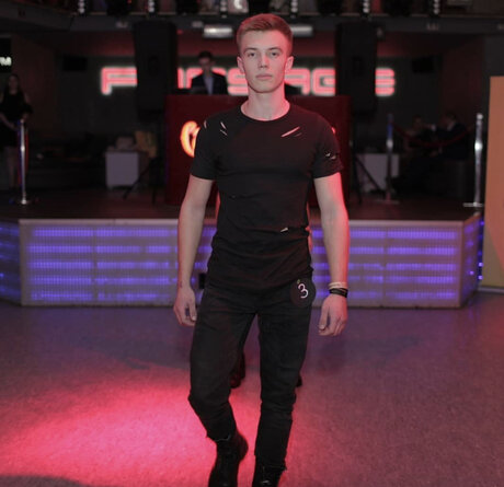 VITALII SENENKO star top images