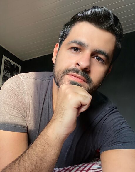 Leonardo Pereira model free picture