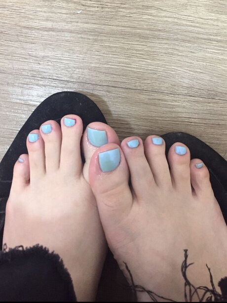 theacidqueenfoot_ high quality model images