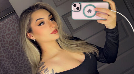 Foot Goddess Lucyy pornstar sexy galleries